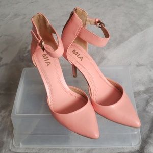 Mia Peach Sandals